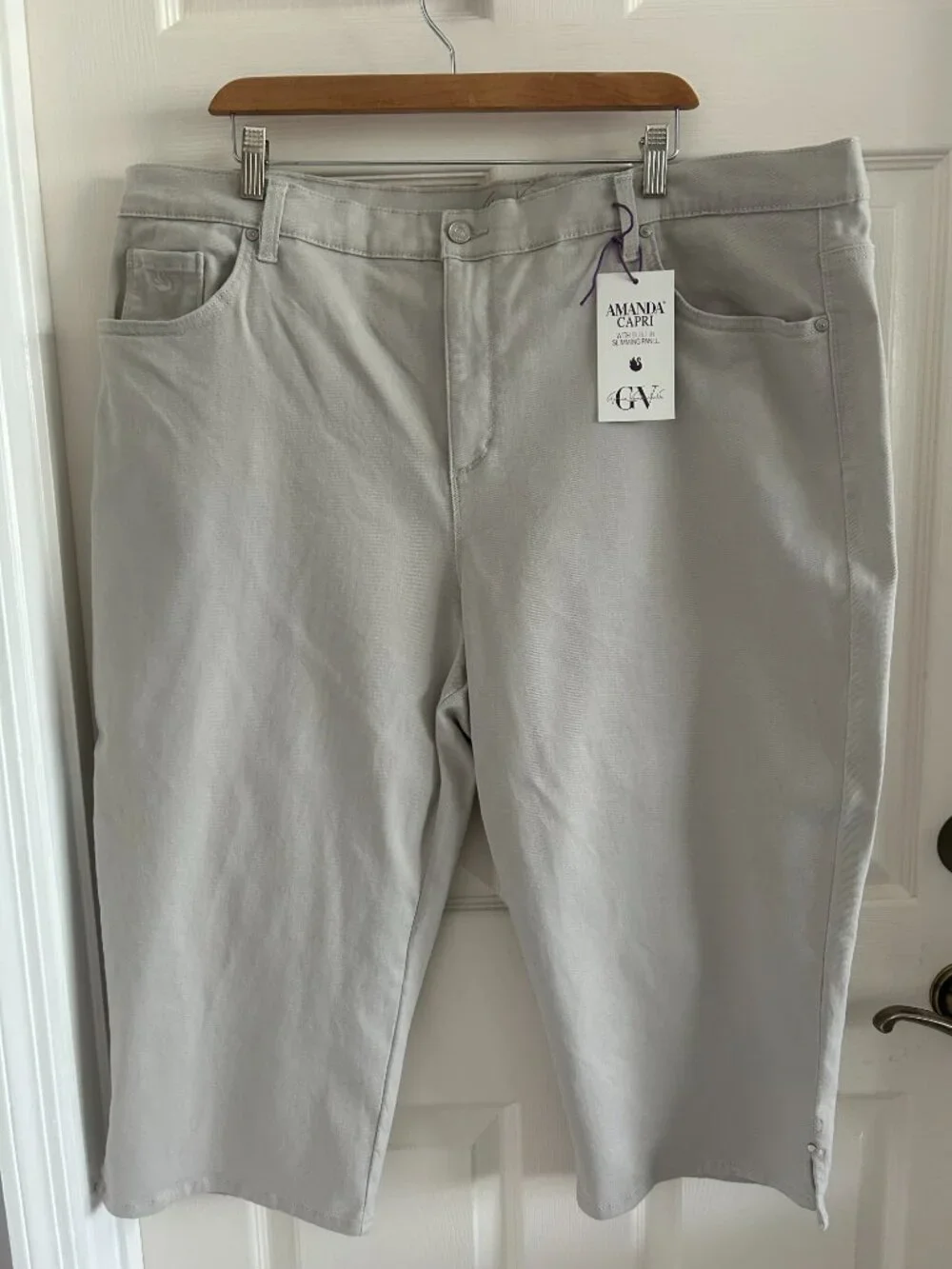 Gloria Vanderbilt Amanda Capri Tan Jeans Plus Size 22W